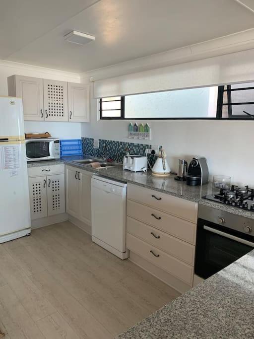 Baby Whale Bliss - Beachfront House Witsand Εξωτερικό φωτογραφία